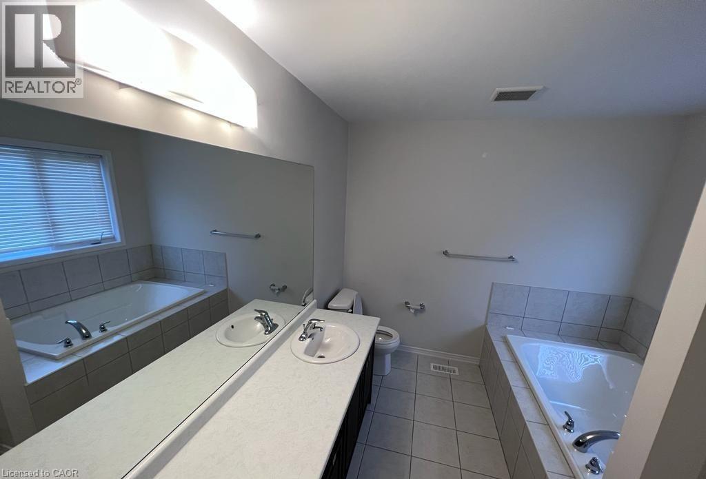 8702 CHICKORY Trail, Niagara Falls — photo 5