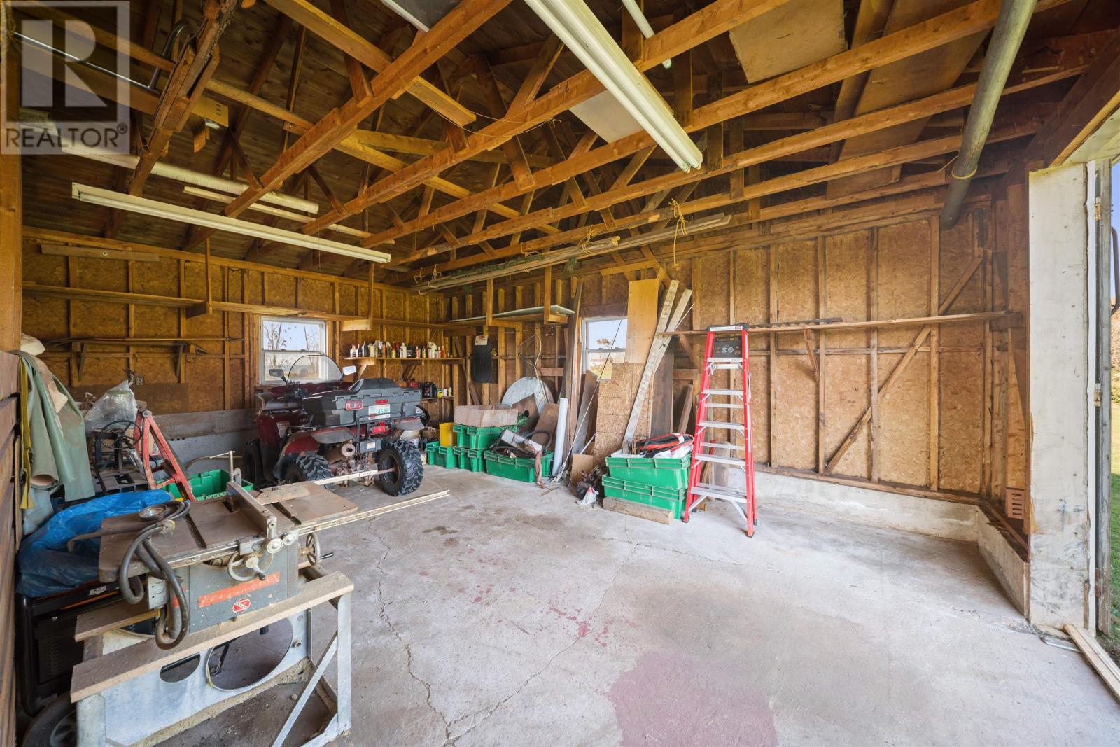 12122 Rte 14 - Image 38
