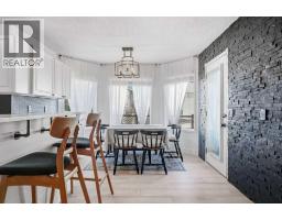 222 Douglas Ridge Circle Se, Calgary, AB T2Z3C4 Photo 17