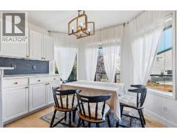 222 Douglas Ridge Circle Se, Calgary, AB T2Z3C4 Photo 18