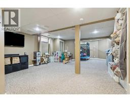 222 Douglas Ridge Circle Se, Calgary, AB T2Z3C4 Photo 29