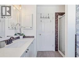 222 Douglas Ridge Circle Se, Calgary, AB T2Z3C4 Photo 25