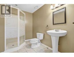 222 Douglas Ridge Circle Se, Calgary, AB T2Z3C4 Photo 32