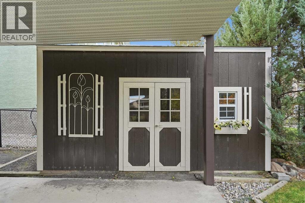 407 Lineham Acres Bay NW - 48