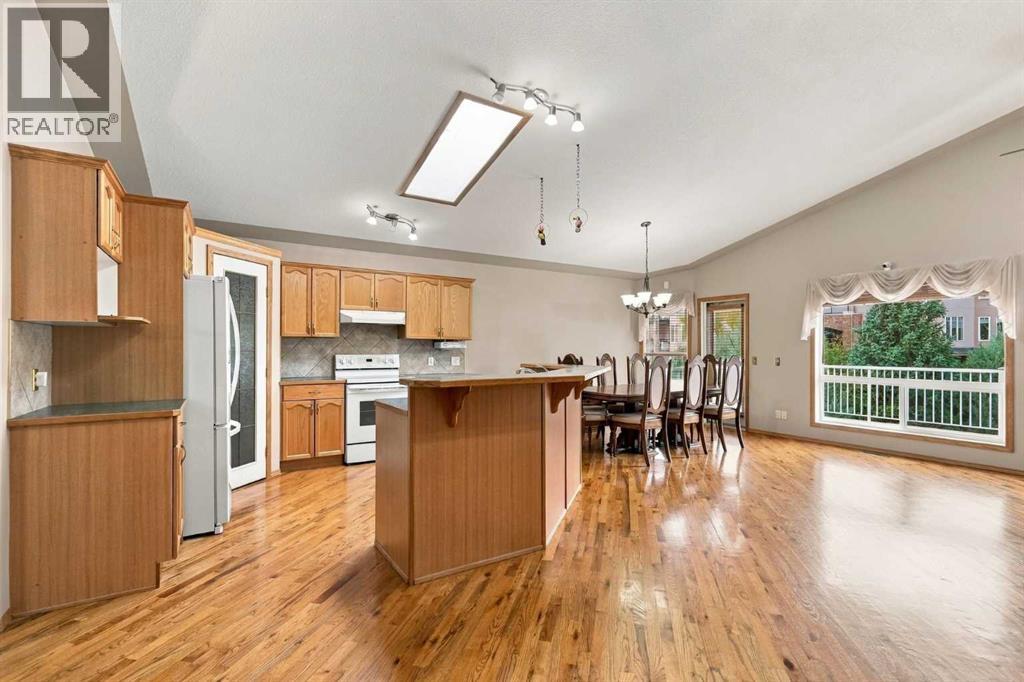 407 Lineham Acres Bay NW - 6