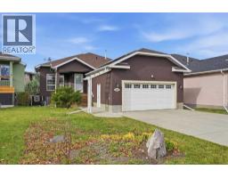 407 Lineham Acres Bay NW - photo 1