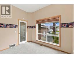 407 Lineham Acres Bay NW - photo 17