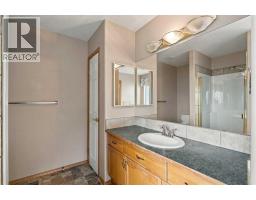 407 Lineham Acres Bay NW - photo 23