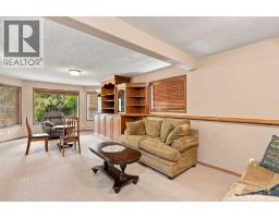 407 Lineham Acres Bay NW - photo 30