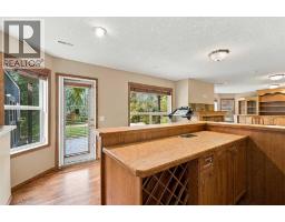 407 Lineham Acres Bay NW - photo 36