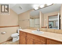 407 Lineham Acres Bay NW - photo 41