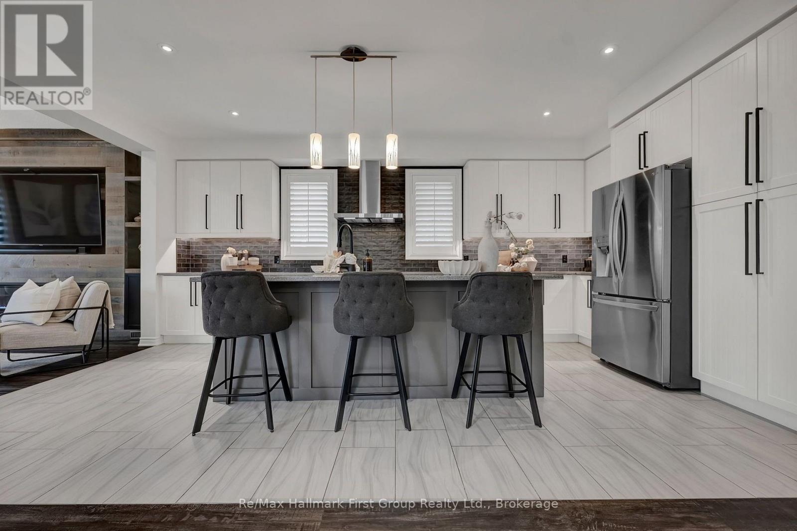 112 Roy Nichols Drive, Clarington, ON photo 12