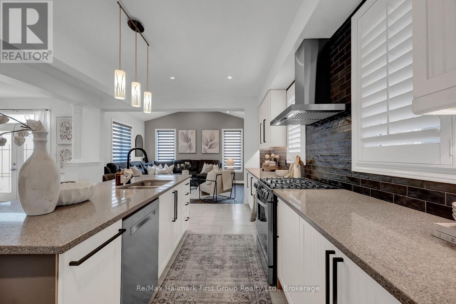 112 Roy Nichols Drive, Clarington, ON photo 13