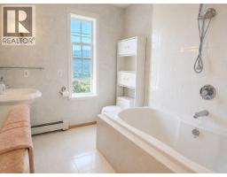 456 Lakeview Road, Invermere, BC V0A1K3 Photo 36