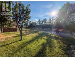 Full ensuite bathroom - 456 Lakeview Road, Invermere, BC V0A1K3 Photo 10