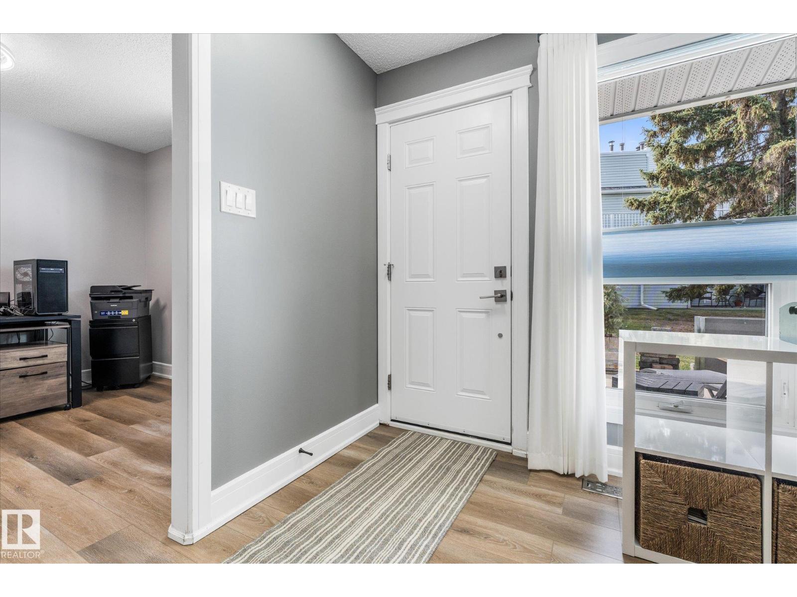 #38 2115 118 ST NW - 10