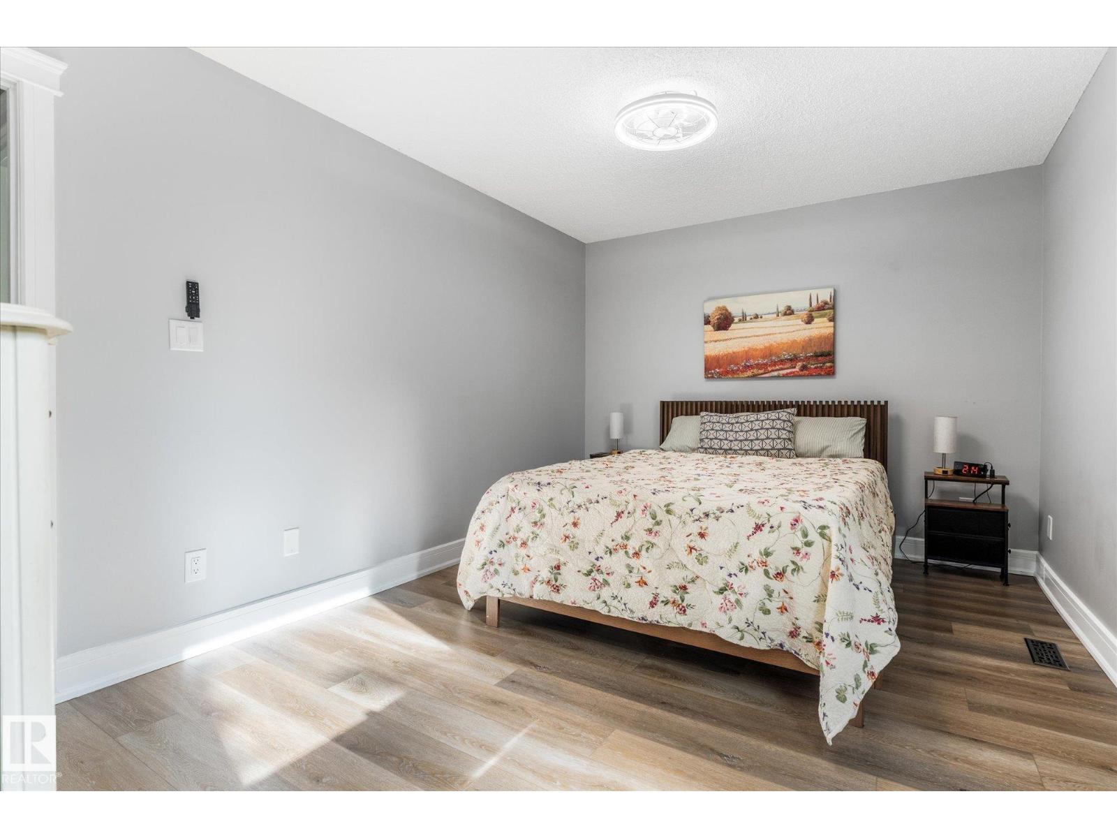 #38 2115 118 ST NW - Image 31