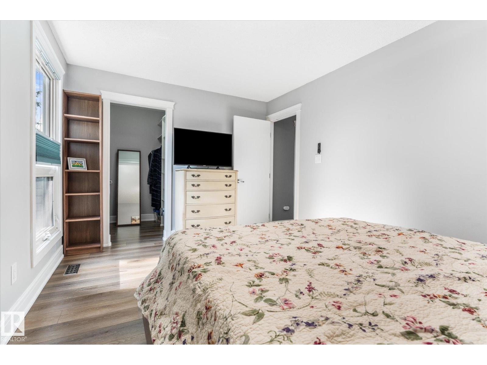 #38 2115 118 ST NW - 29