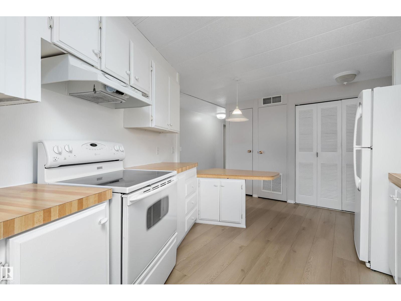 #39 12604 153 AV NW - Image 8