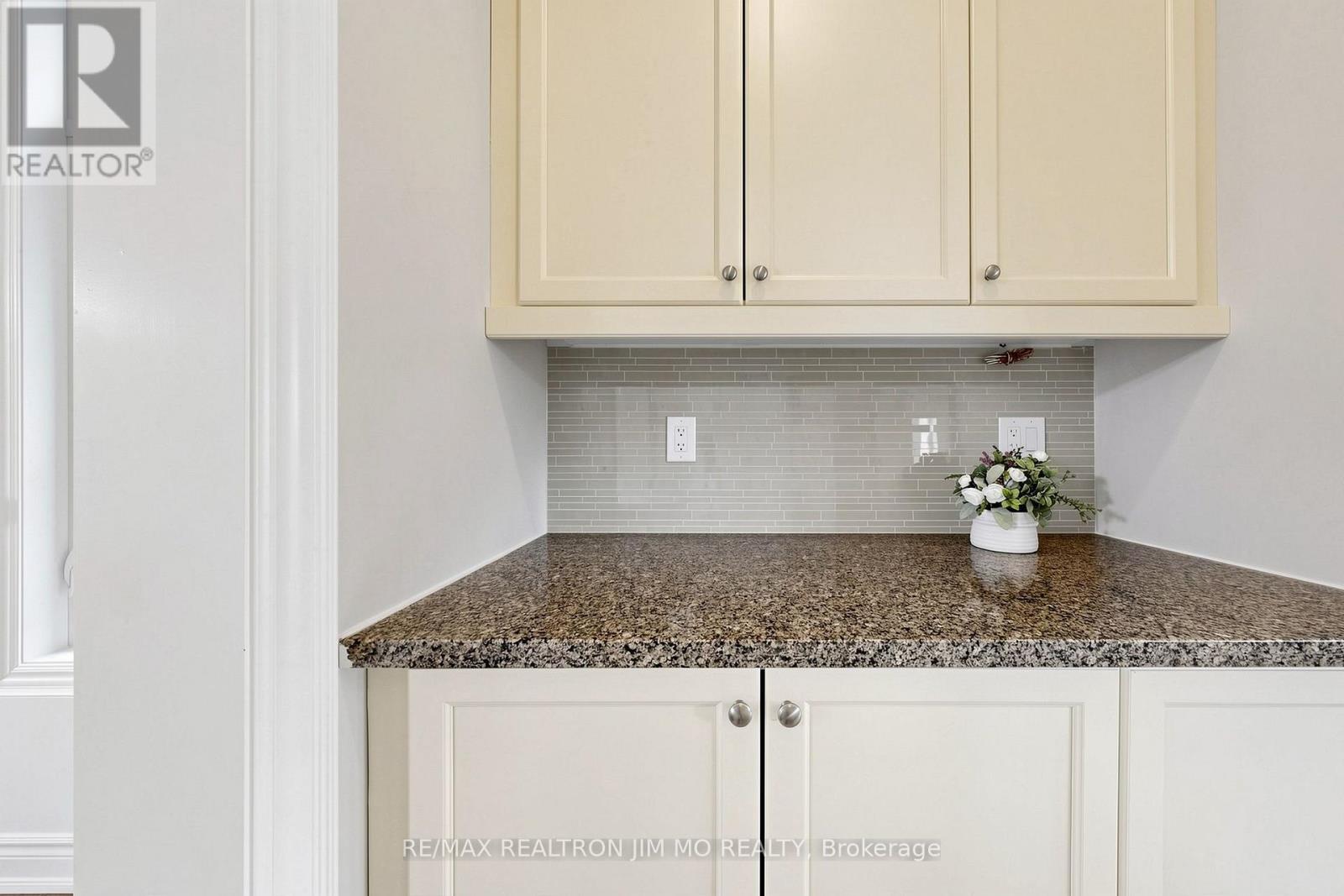 18 Tralee Court, Markham, ON photo 17