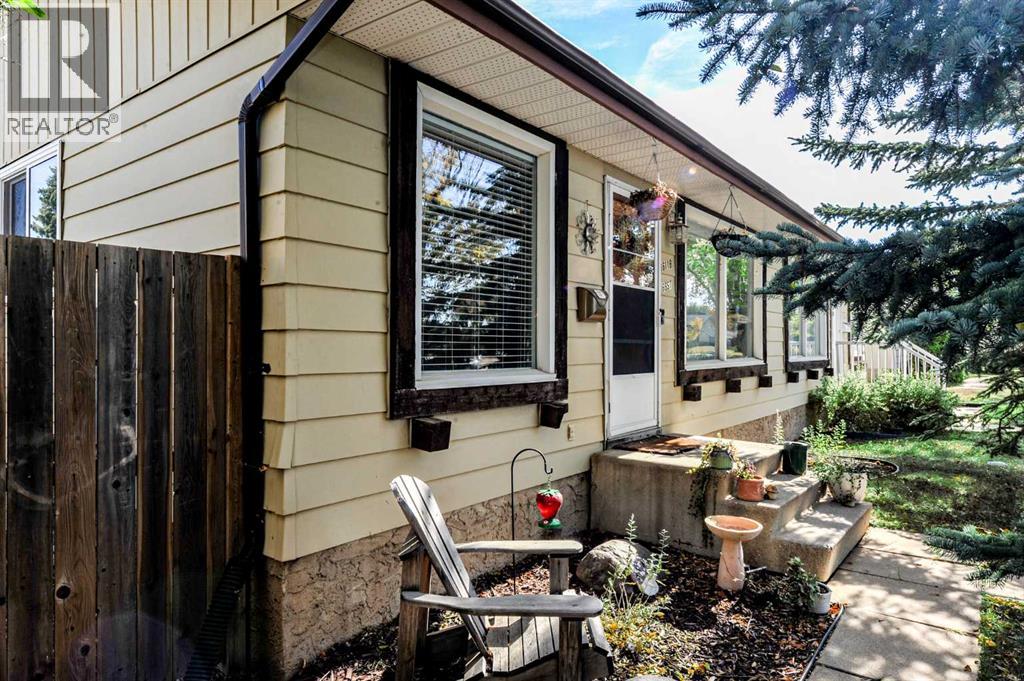 Listing photo – 3611B 66A Street, Camrose