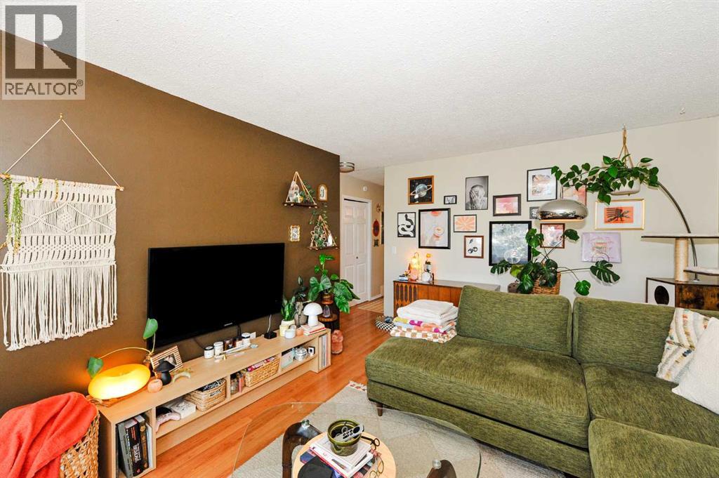 3611B 66A Street - 8