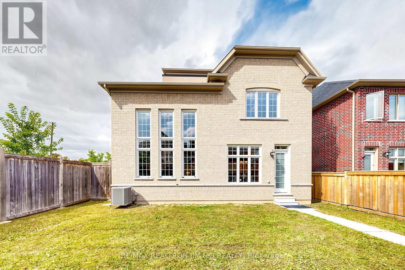 18 Tralee Court, Markham, ON photo 41