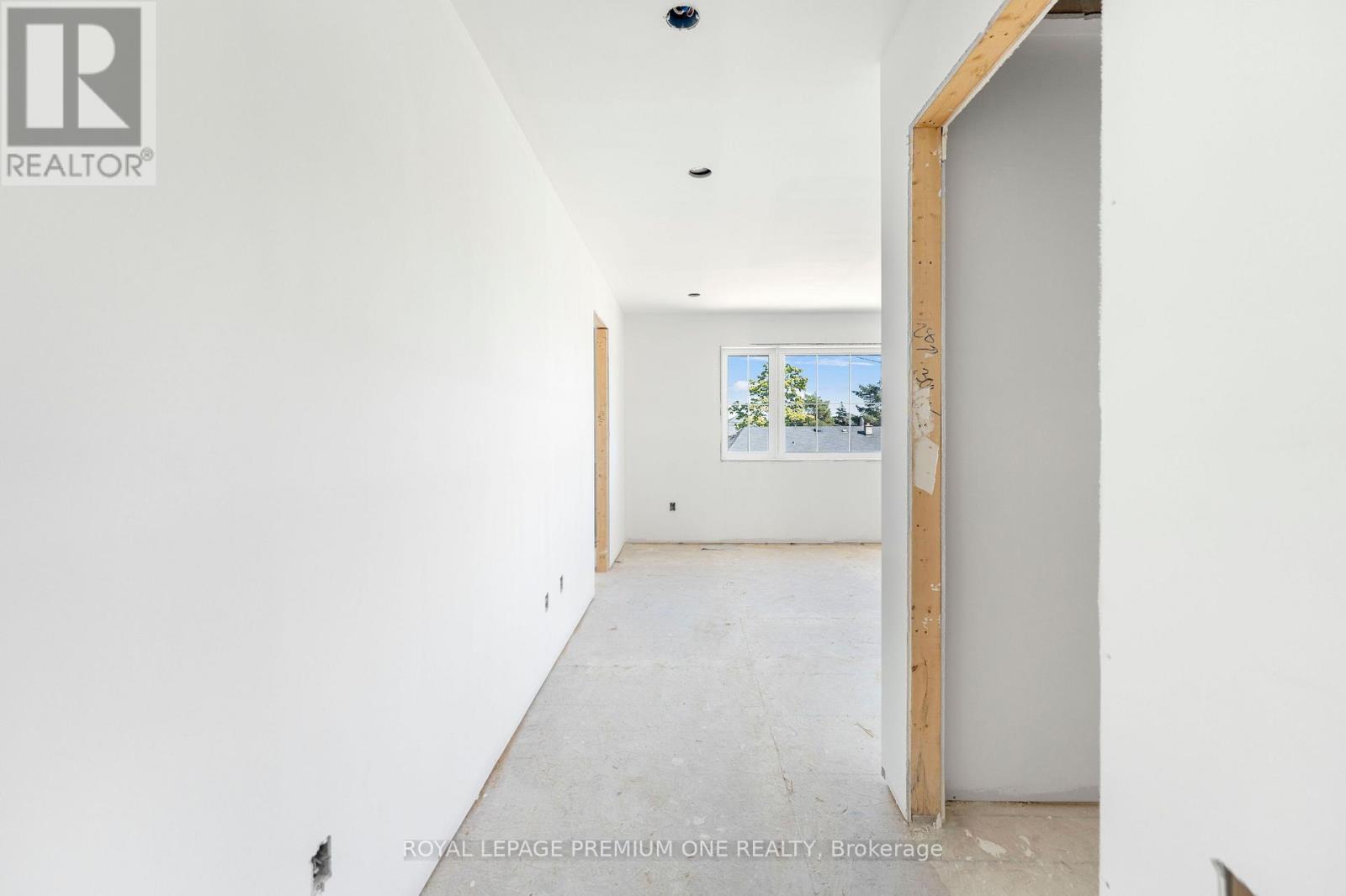 8 JACK KENNY COURT - 20