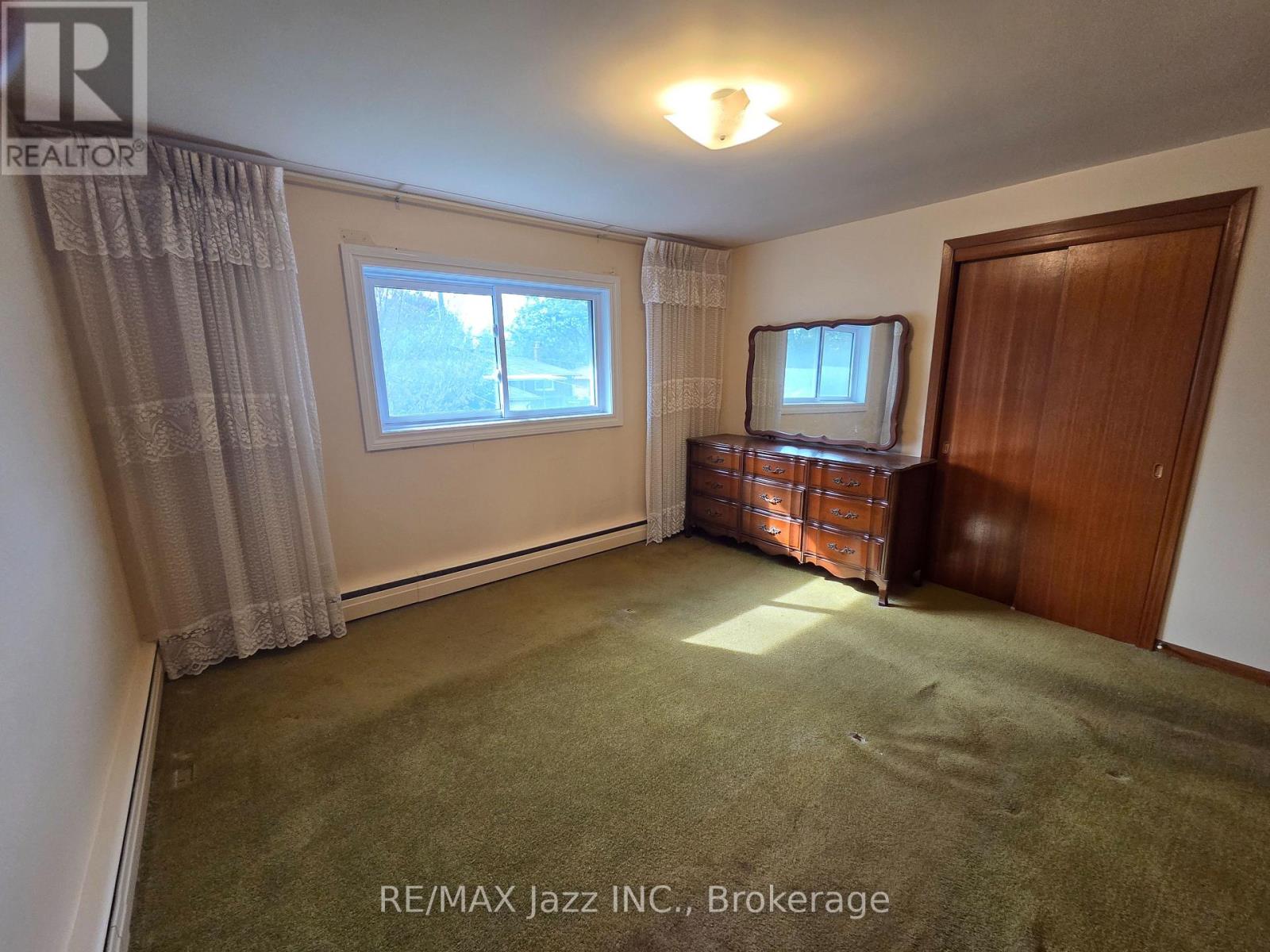 302 POPLAR STREET - 9