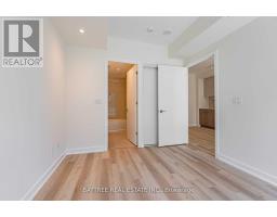 414 - 840 St Clair Avenue W, Toronto, ON M6C1C1 Photo 12