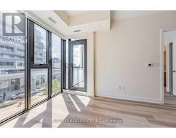414 - 840 St Clair Avenue W, Toronto, ON M6C1C1 Photo 7