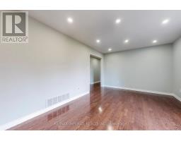 2 Craigleith Crescent, Richmond Hill, ON L4E2L5 Photo 10