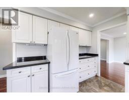 2 Craigleith Crescent, Richmond Hill, ON L4E2L5 Photo 13