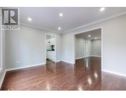 Bedroom 4 - 2 Craigleith Crescent, Richmond Hill, ON L4E2L5 Photo 8