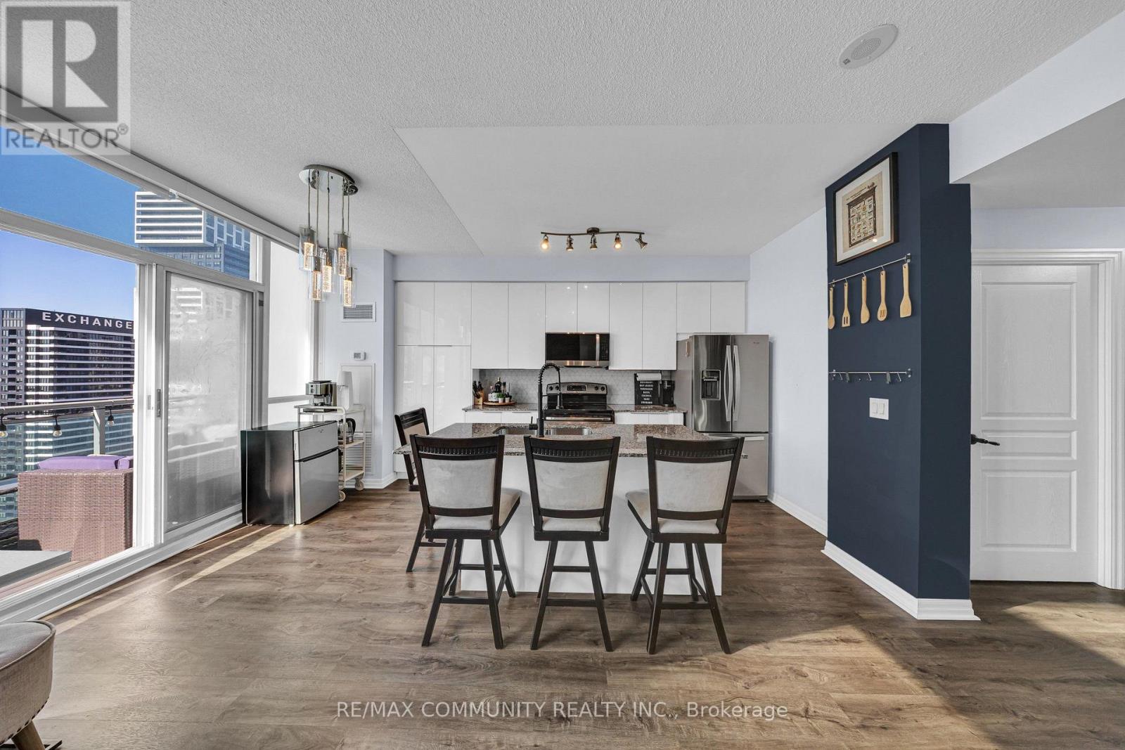 #2901 223 WEBB DRIVE - 18