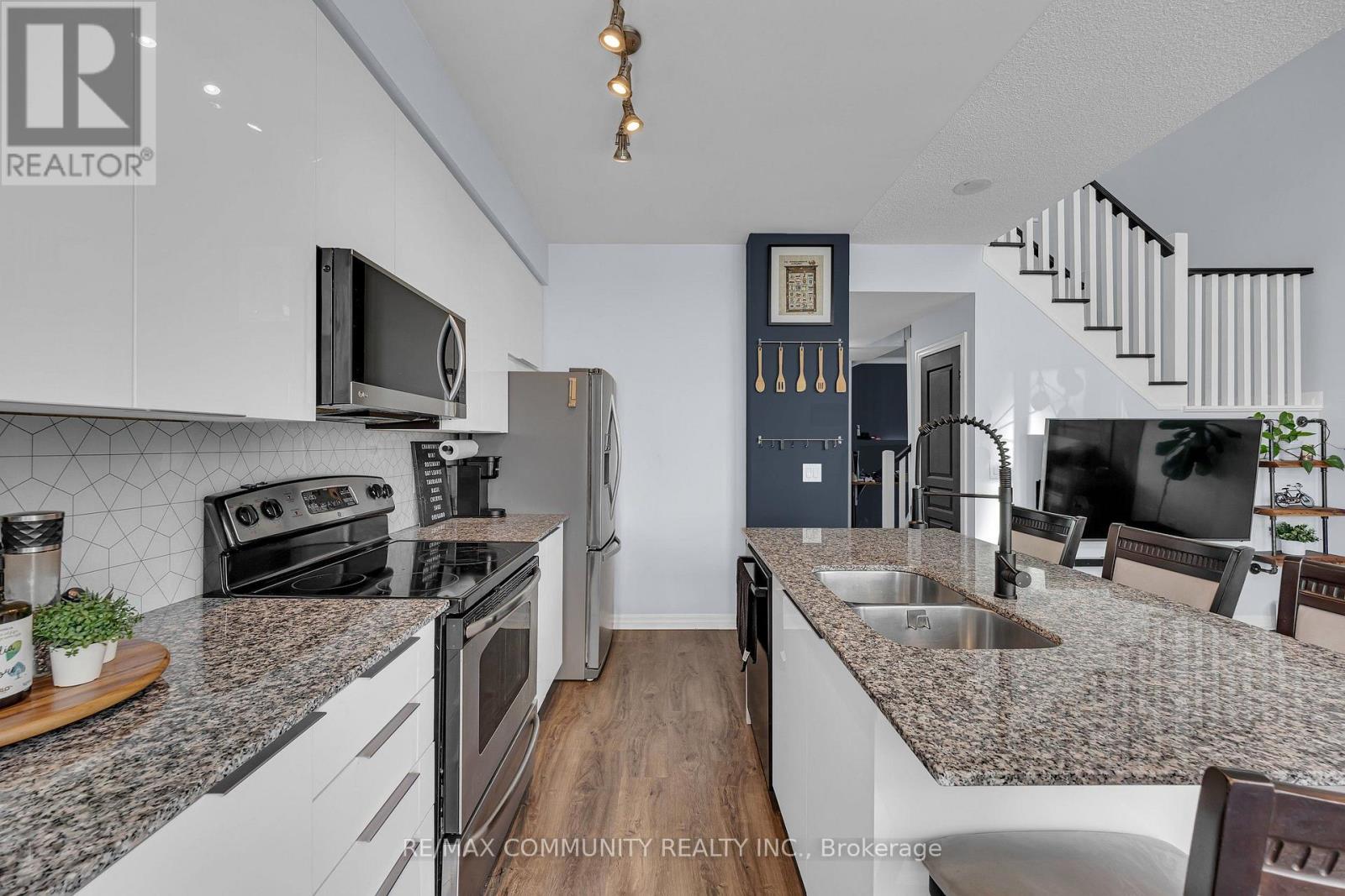 #2901 223 WEBB DRIVE - Image 22