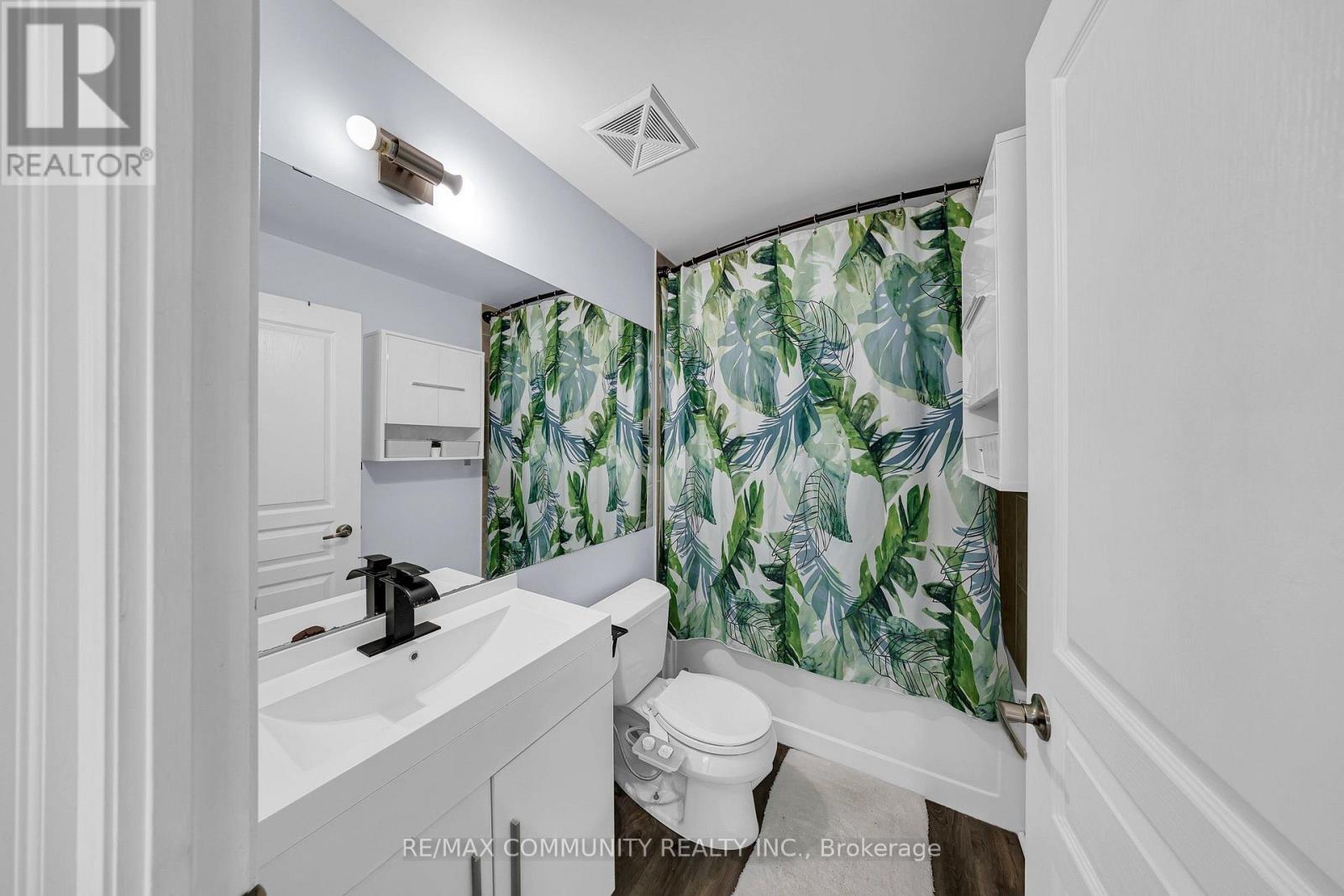 #2901 223 WEBB DRIVE - Image 31