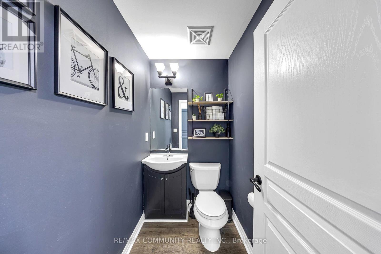 #2901 223 WEBB DRIVE - Image 9