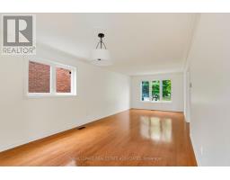 1410 Wakehurst Crescent, Oakville, ON L6J6T6 Photo 12