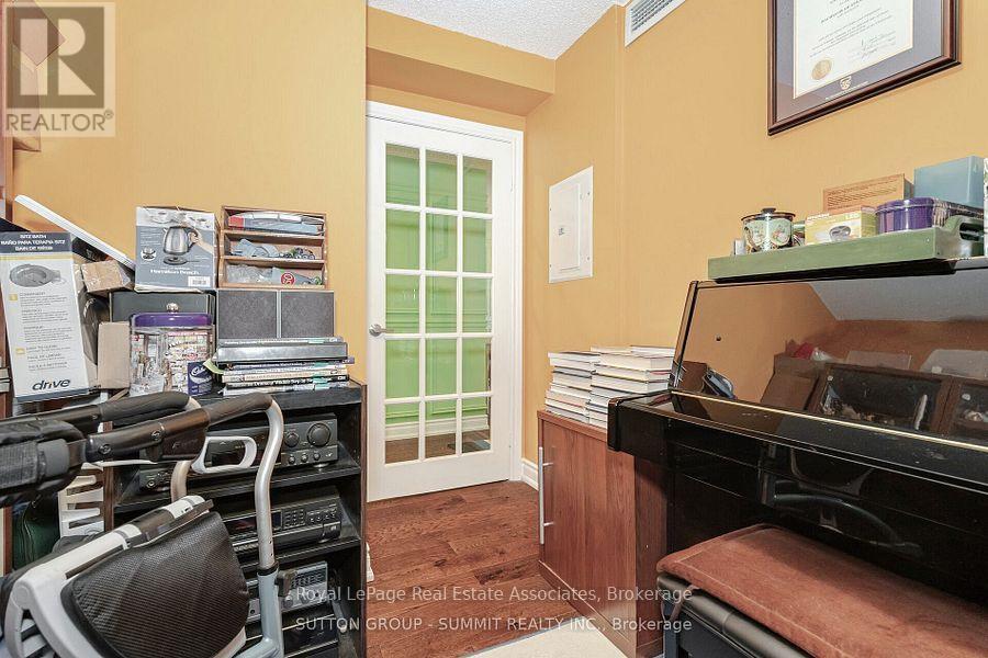409- 3880 Duke Of York Boulevard, Mississauga, ON photo 11