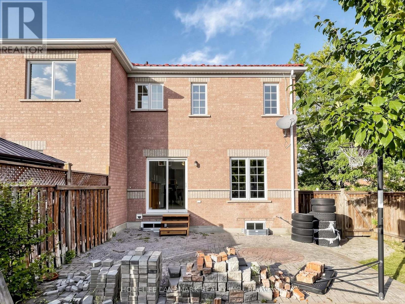 2 CASABEL DRIVE - 23