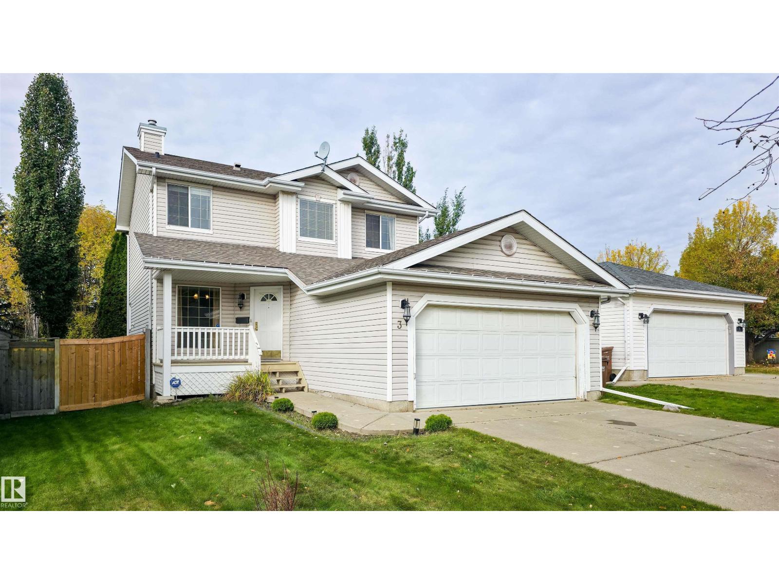 3 HARDCASTLE PL - 1