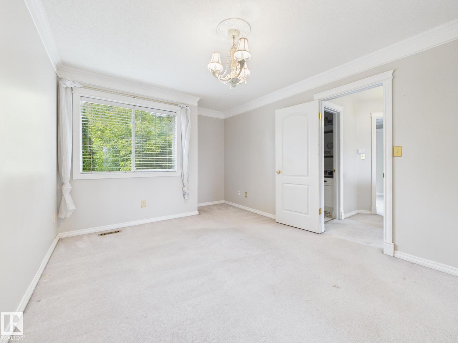 3 HARDCASTLE PL - 32