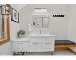 124 Garden Crescent Sw, Calgary, AB T2S2H9 Photo 19