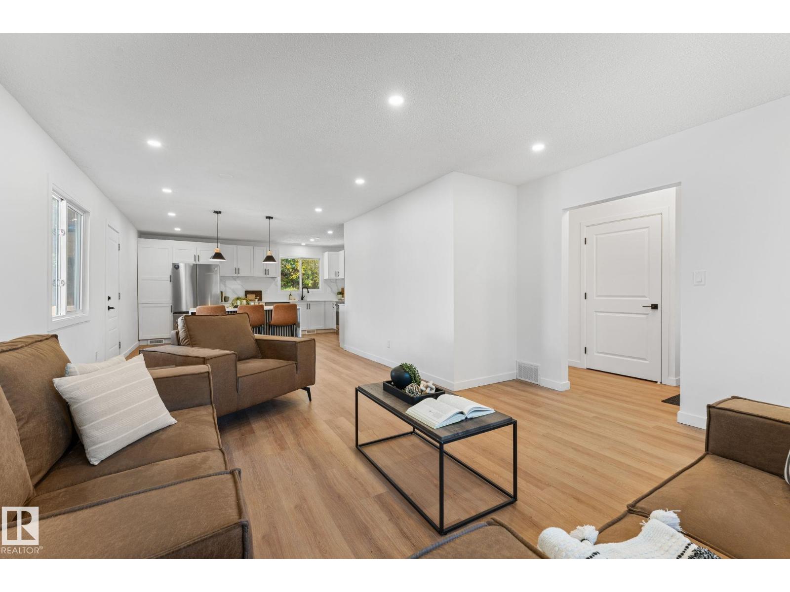 3721 103B Street NW - 7