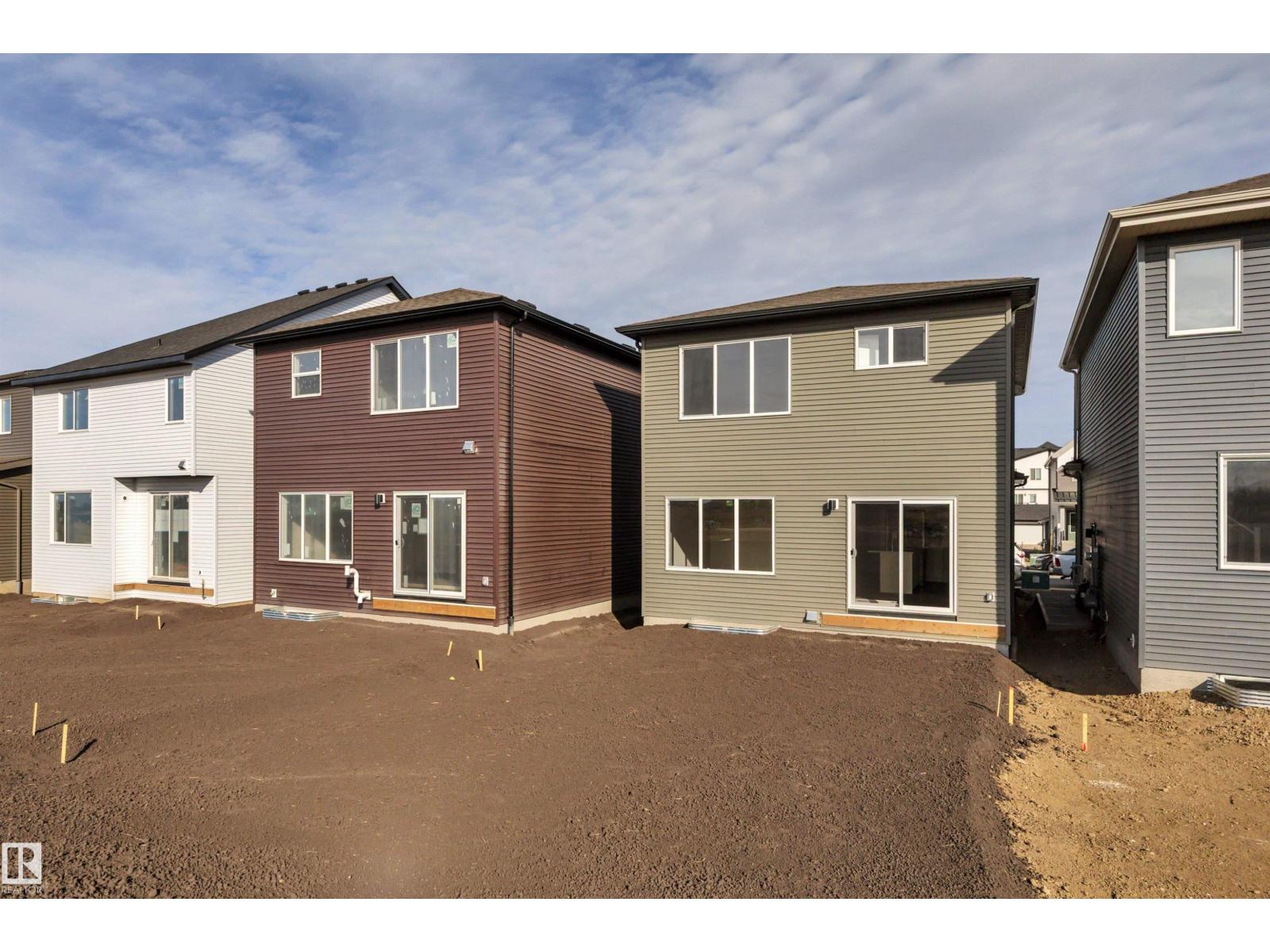 5439 Hawthorn RU SW - 45