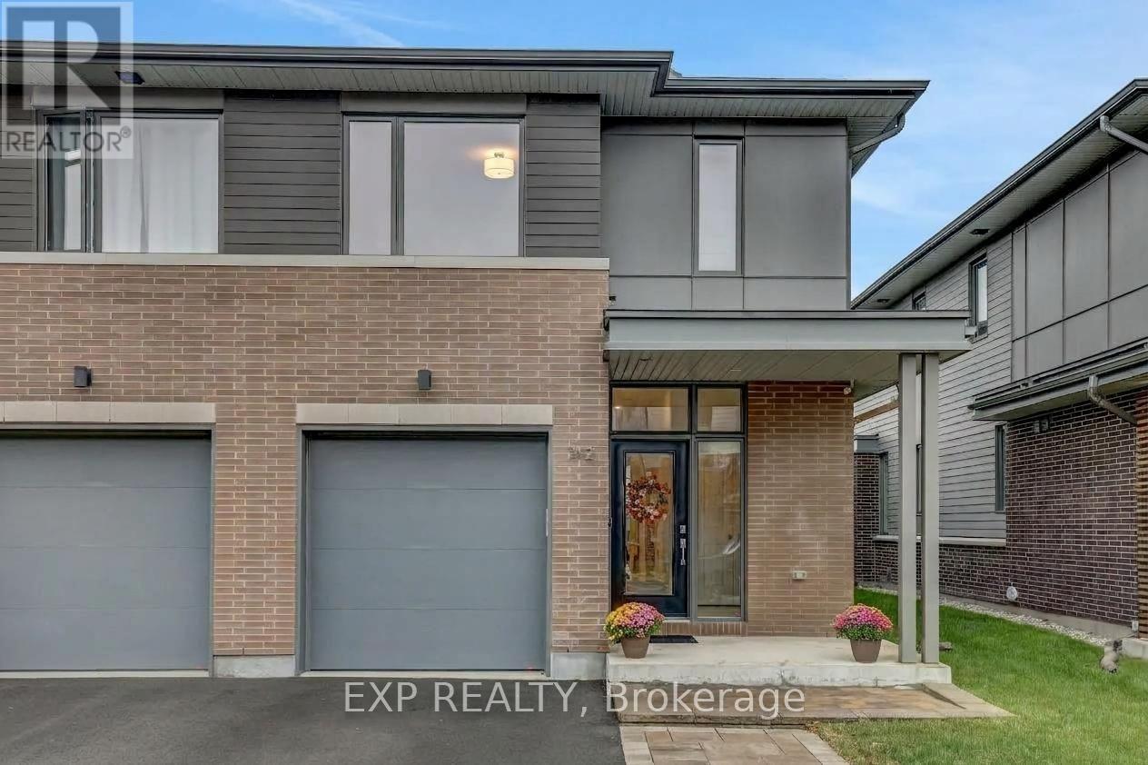 Property for sale at 312 SQUADRON CRESCENT