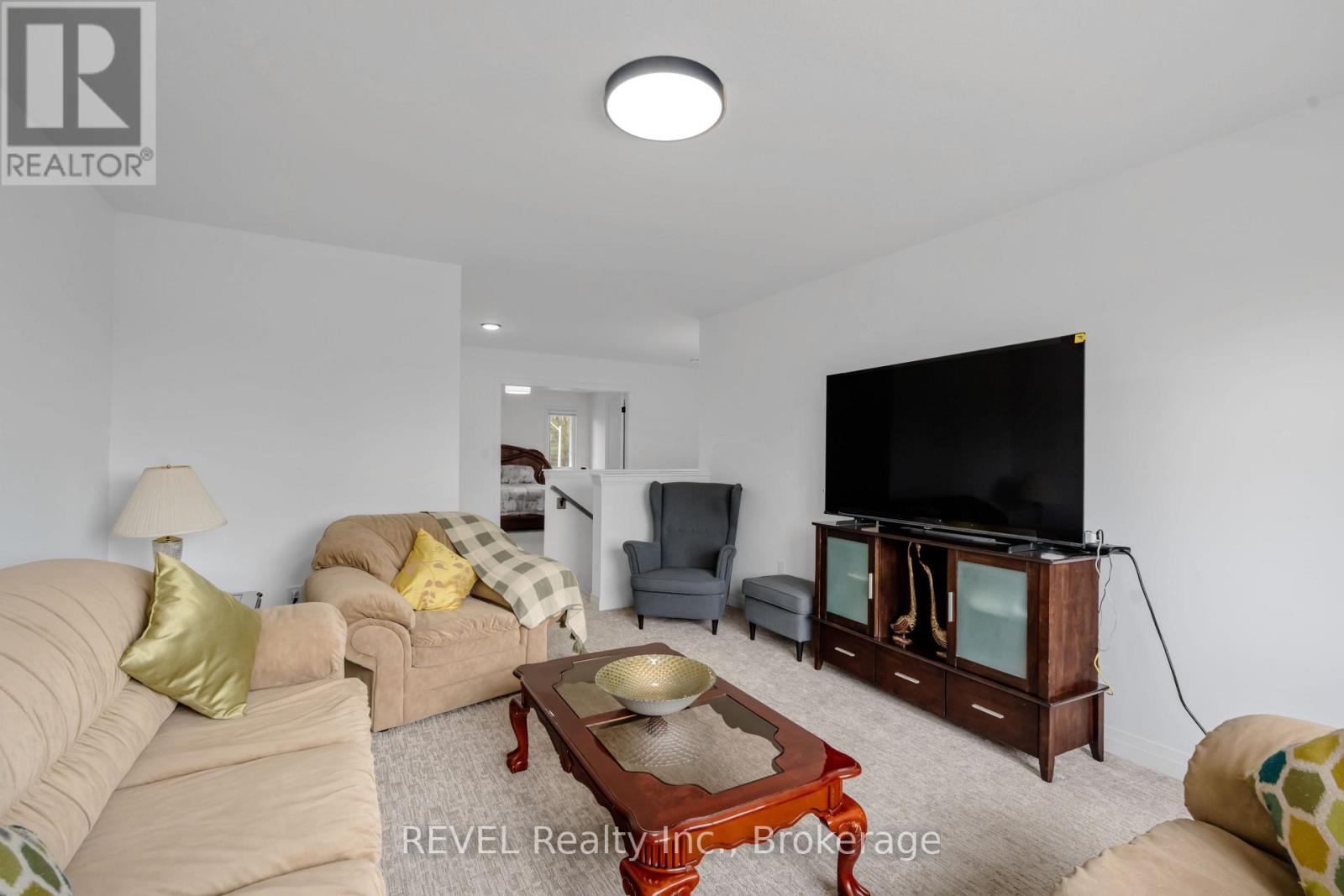 12 WESTCOTT ROAD - Image 21