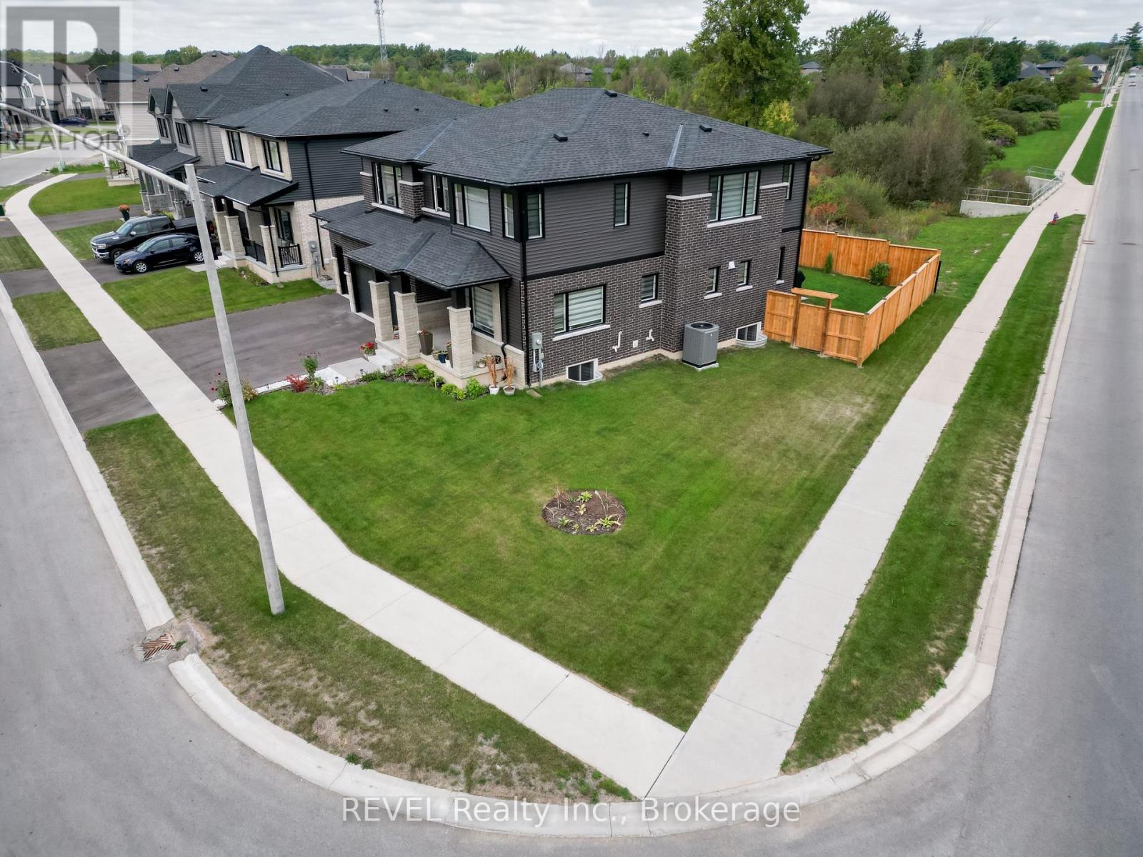 12 WESTCOTT ROAD - Image 3