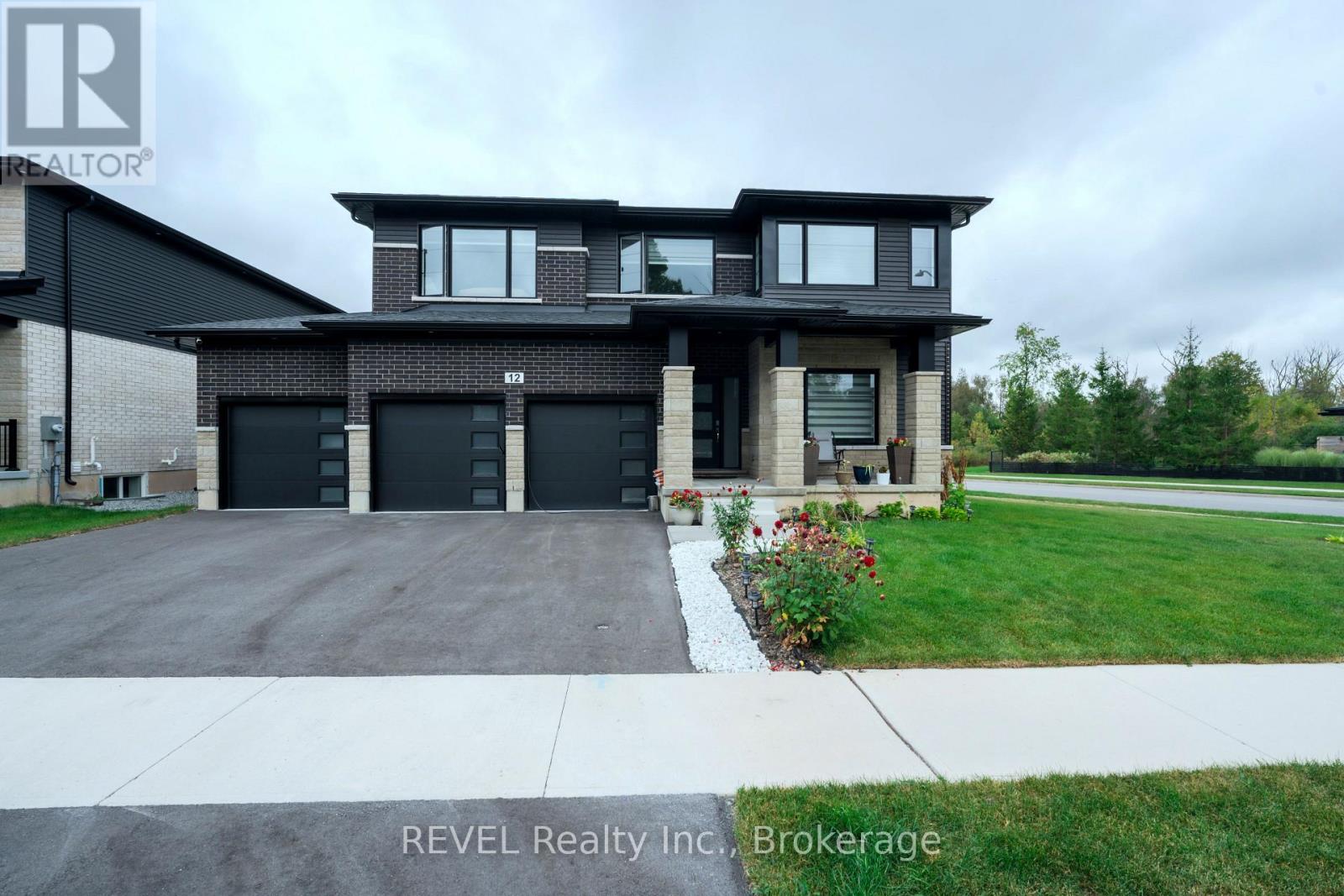 12 WESTCOTT ROAD - Image 40
